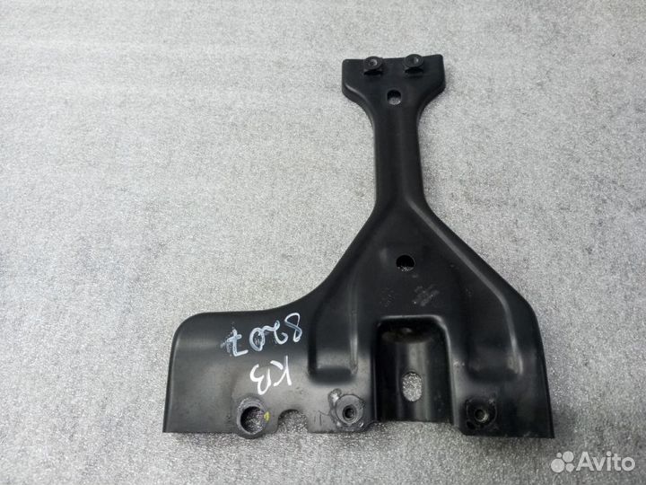 Распорка панели volkswagen tiguan