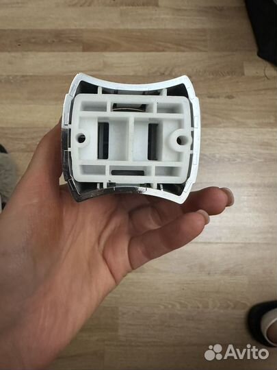 Держатель для лейки душа Chrome