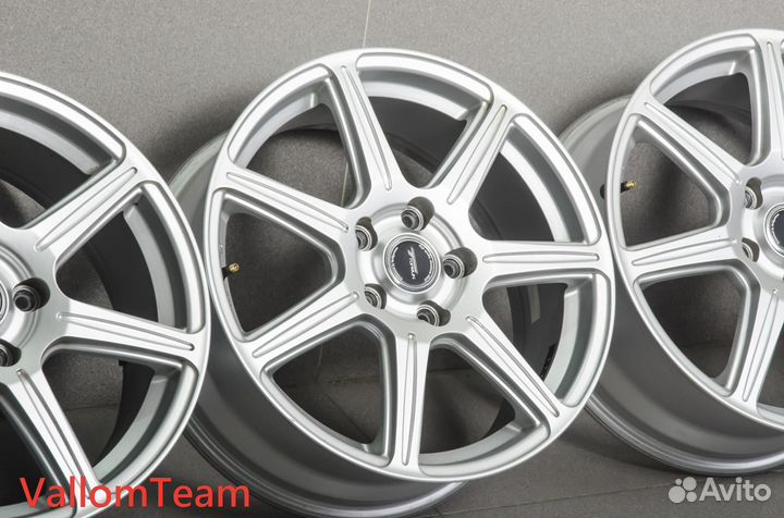 Лот UP5010571 Фирменные 17-е диски bridgestone top