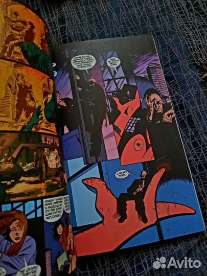 Комикс Transmetropolitan