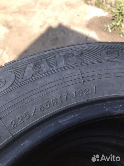 Yokohama A510 225/65 R17