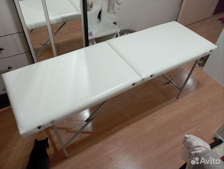 Продаётся кушетка