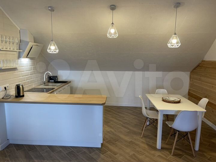 1-к. квартира, 65 м², 4/4 эт.