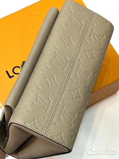 Элегантная сумка louis vuitton Vavin PM