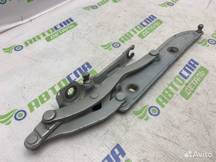 Петля крышки багажника правая Bmw 320I седан