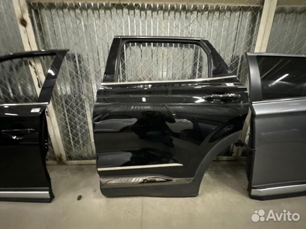 Hyundai Santa Fe 4 дверь задняя левая в сборе