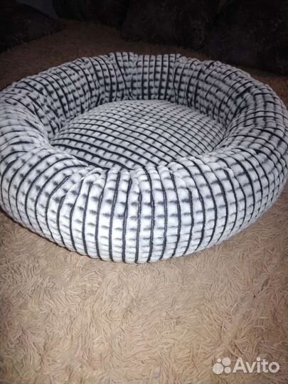 Лежанка для собак