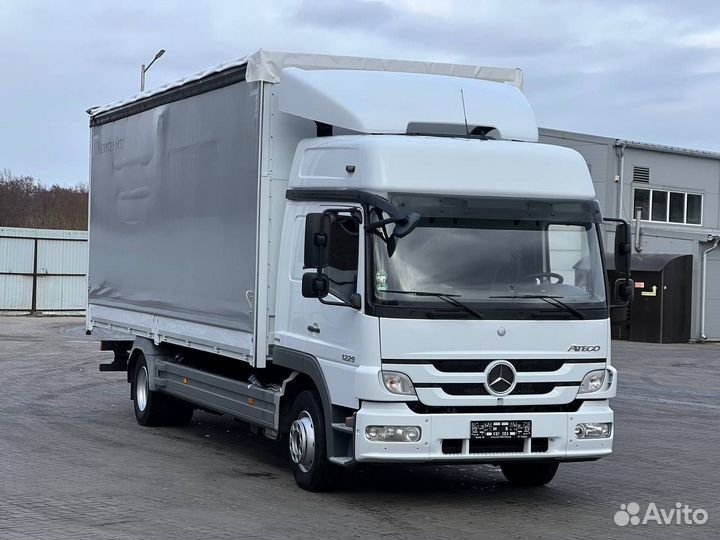 Тентованный грузовик Mercedes-Benz Atego 1229, 2013