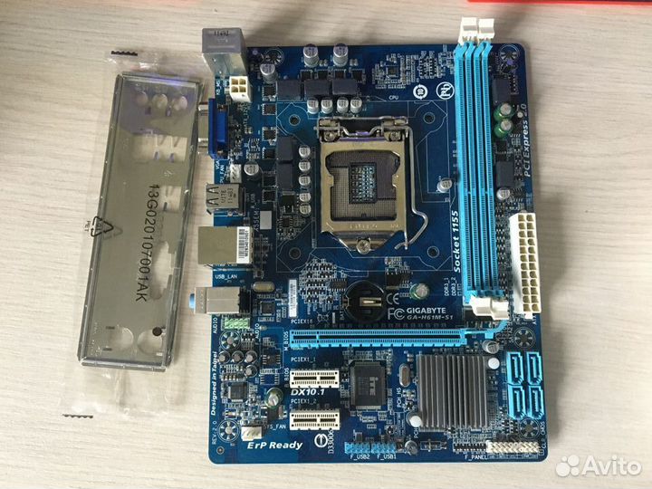 Материнские платы 4 штуки