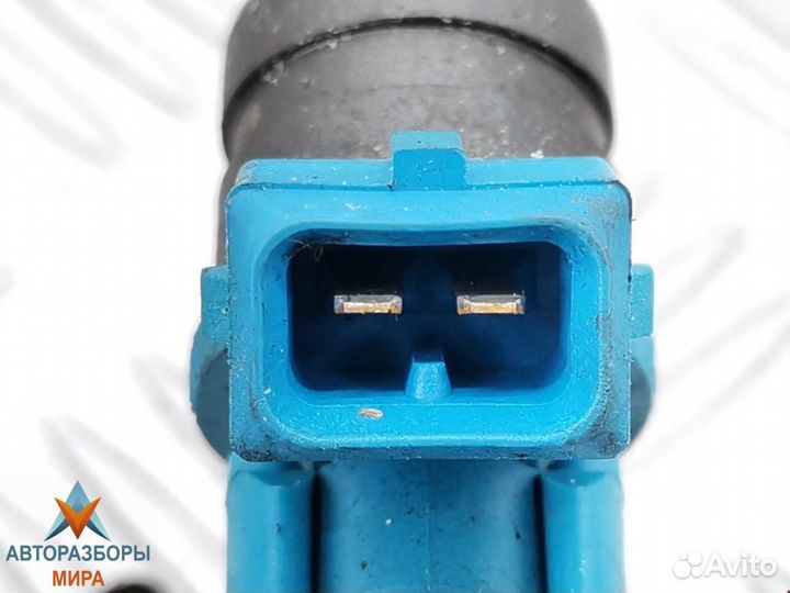 Форсунка Audi A4 B5 1998 06B133551L