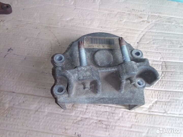 Крышка верхняя ремня Грм Ford Focus 1 2.0 Split