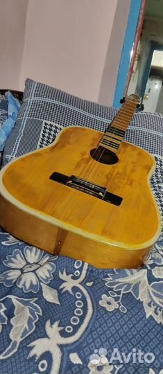 Акустическая гитара бу