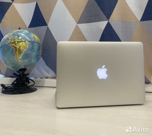 Apple MacBook air 2020 m1