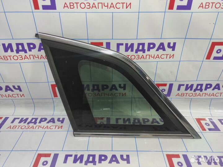 Стекло кузовное глухое левое Opel Antara (C105) 48