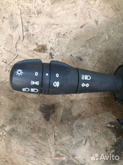 Переключатель подрулевой Renault Logan 2