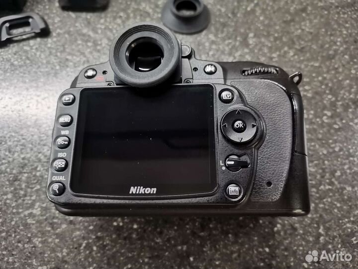Nikon D90 Идеальное состояние (8000 кадров)