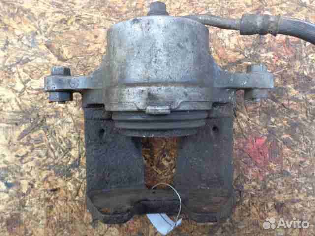 Суппорт передний левый Hyundai Sonata 6 YF