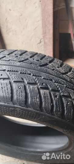 Kumho I'Zen Stud Snow KW11 225/65 R17 106T