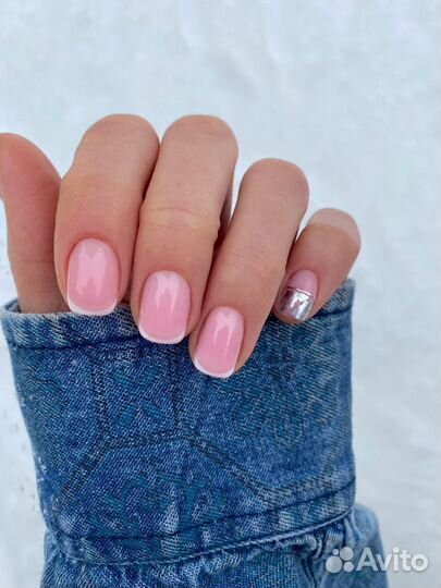 Услуги маникюра