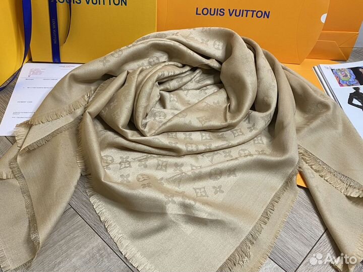 Шарф из шерсти с шелком Louis Vuitton в коробке с