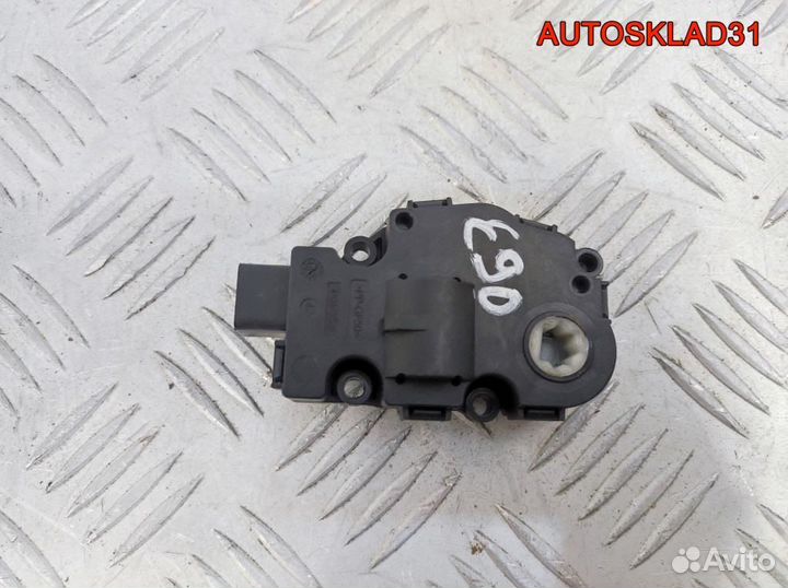 Моторчик заслонки отопителя BMW E90 64116956706