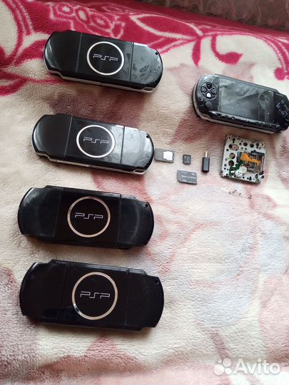 Sony PSP очень много запчастей