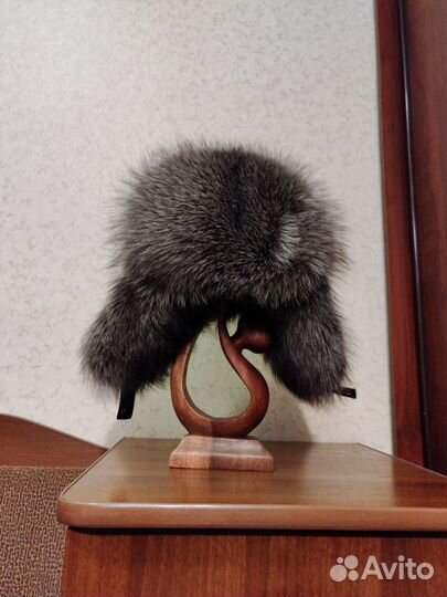 Меховая шапка-ушанка, чернобурая лиса