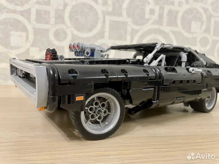 Lego Technic dodge charger 42111