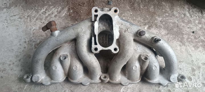 Впускной коллектор змз 4061-4063 без перемычки