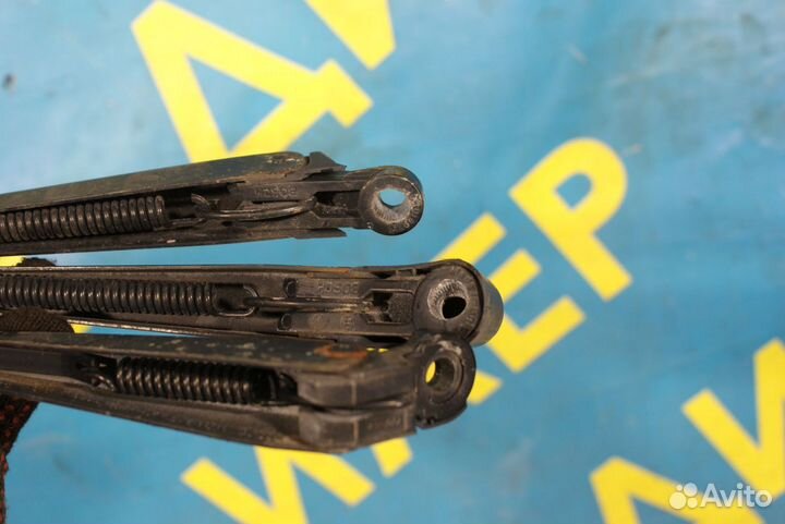 Поводки дворников Ford Escort