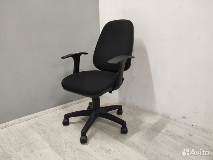 Кресло компьютерное сн 661 (ткань) б/у 12033