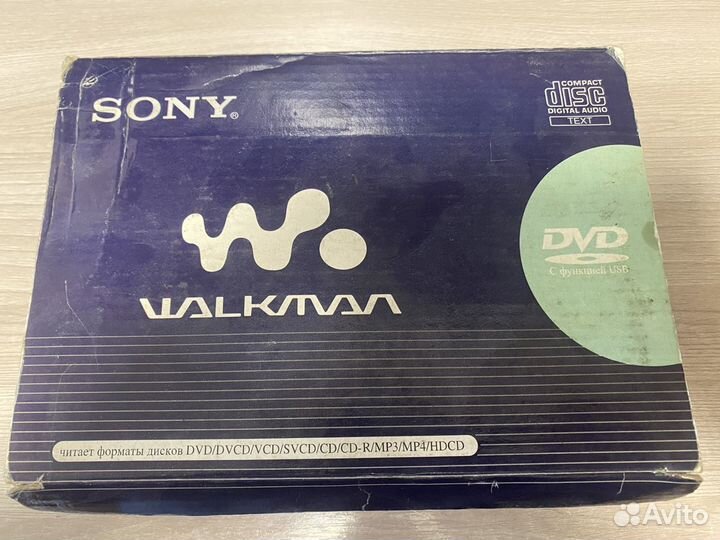 DVD проигрыватель Sony Walkman портативный