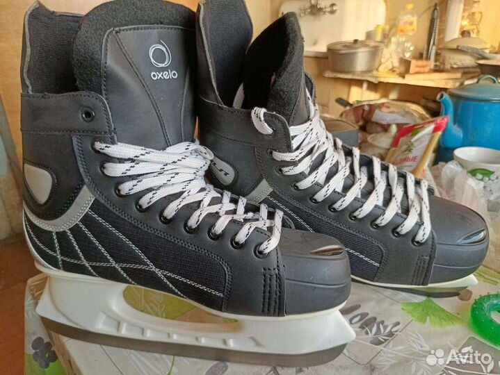 Коньки хоккейные