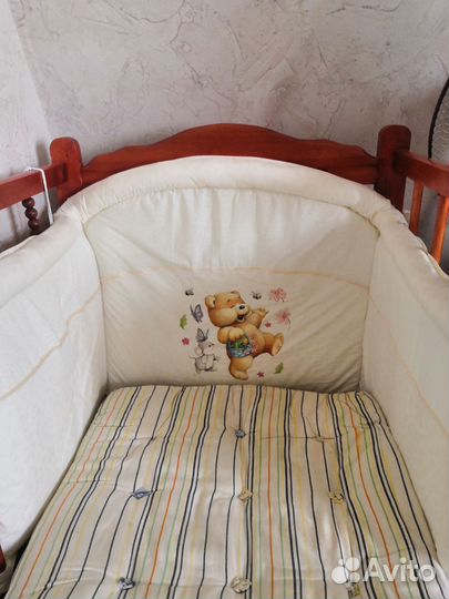 Детская кроватка