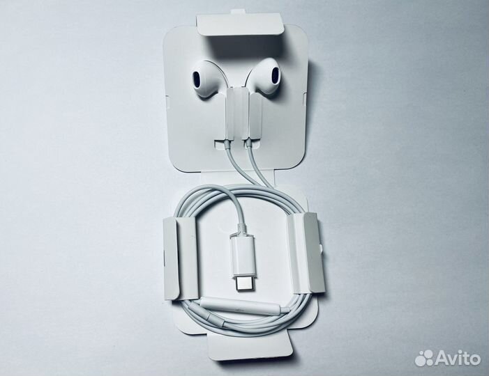 Наушники-гарнитура