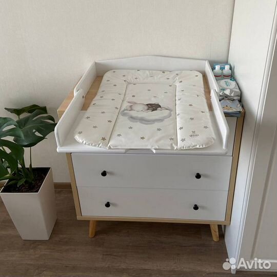 Съёмный складной пеленальный столик на комод