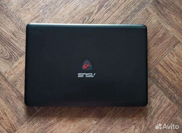 Ноутбук asus
