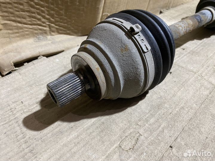 Привод передний левый Skoda Octavia A7 5Q0407271