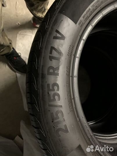 Continental PremiumContact 6 215/55 R17 94V