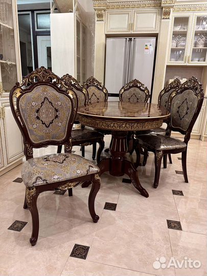 Кухонный стол. Доставка по всей России