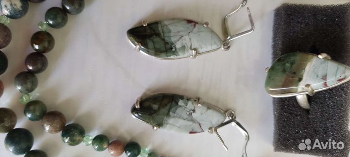 Комплект из натуральных камней яшма