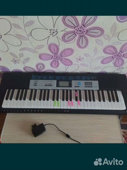 Синтезатор casio lk-136