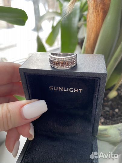 Серебряное кольцо