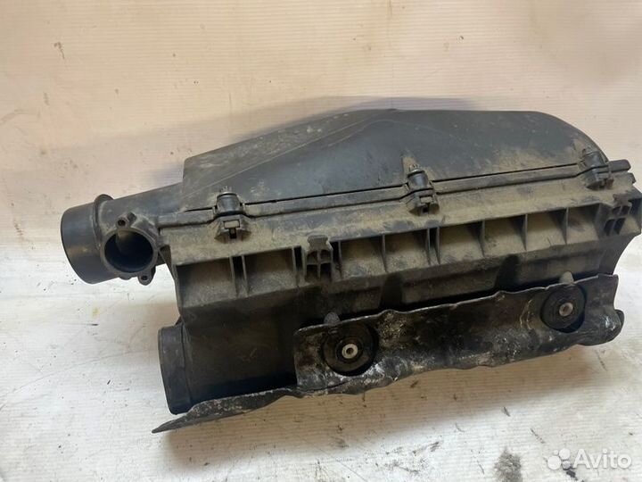 Корпус воздушного фильтра Mercedes M-Class W163