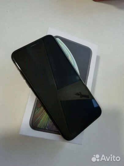 Телефон iPhone Xs