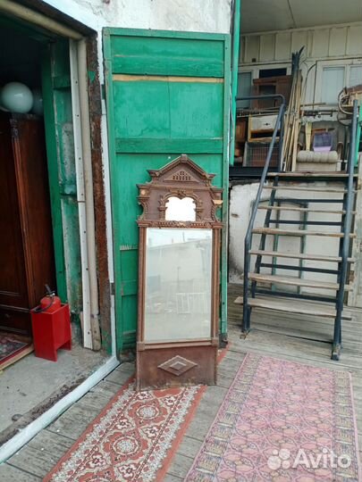 Зеркало старинное