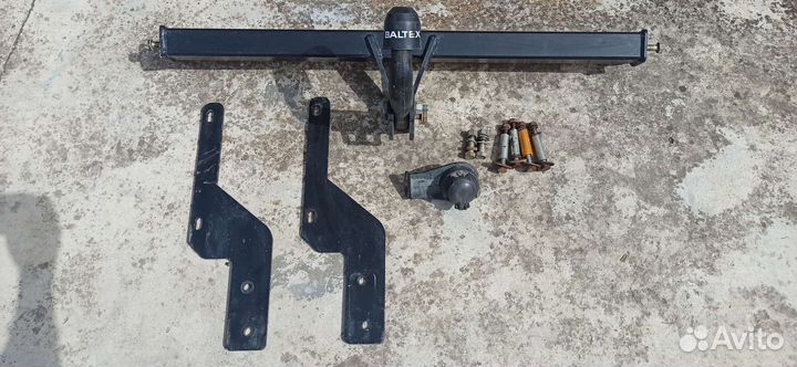 Фаркоп renault logan, sandero