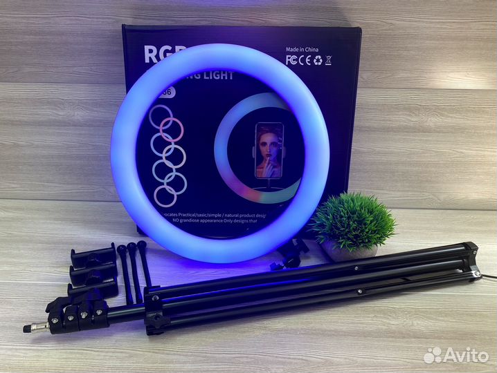 Кольцевая лампа разноцветная 36см