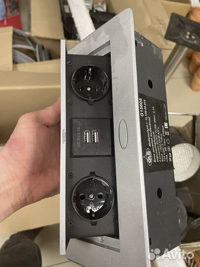 Выдвижной блок розеток