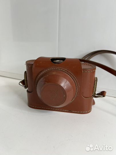 Старинный фотоаппарат